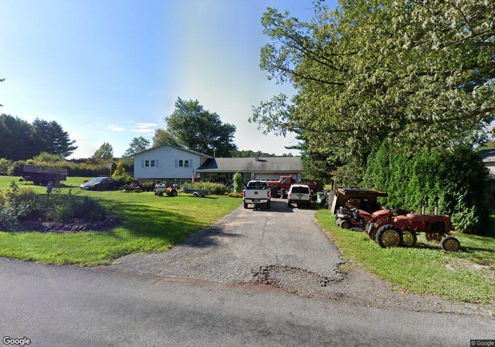 1491 Chestnut Hill Rd, Pottstown, PA 19465 - photo 1