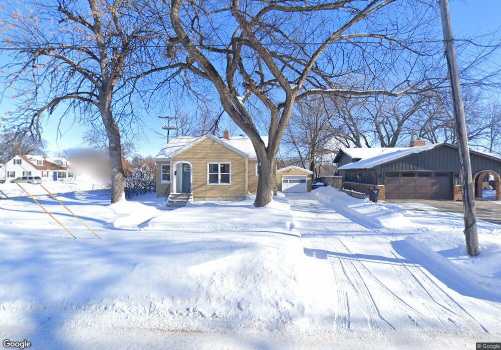1841 3rd St N, Fargo, ND 58102 - photo 1