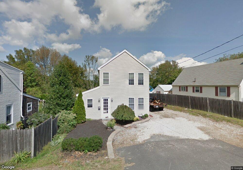 635 Maplewood Ave, Portsmouth, NH 03801 - photo 1