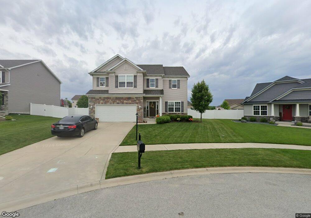 5462 Elkhart Cir, Crown Point, IN 46307 - photo 1
