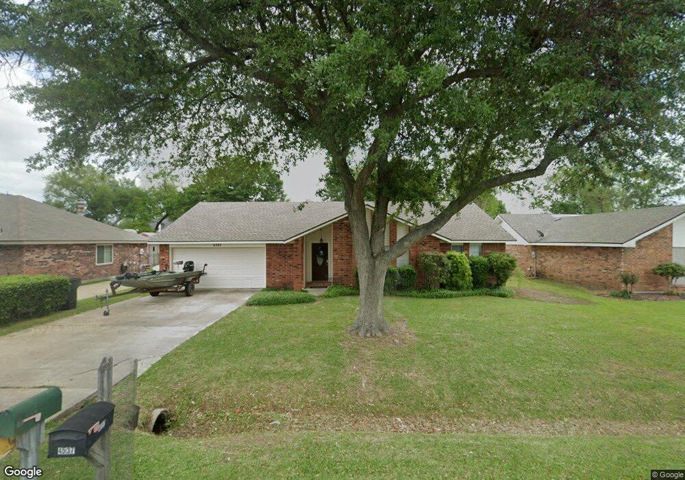 4537 E Meadow Ln, Lake Charles, LA 70605 - photo 1