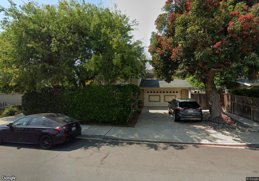 470 Chinquapin Ave, Carlsbad, CA 92008 - photo 1