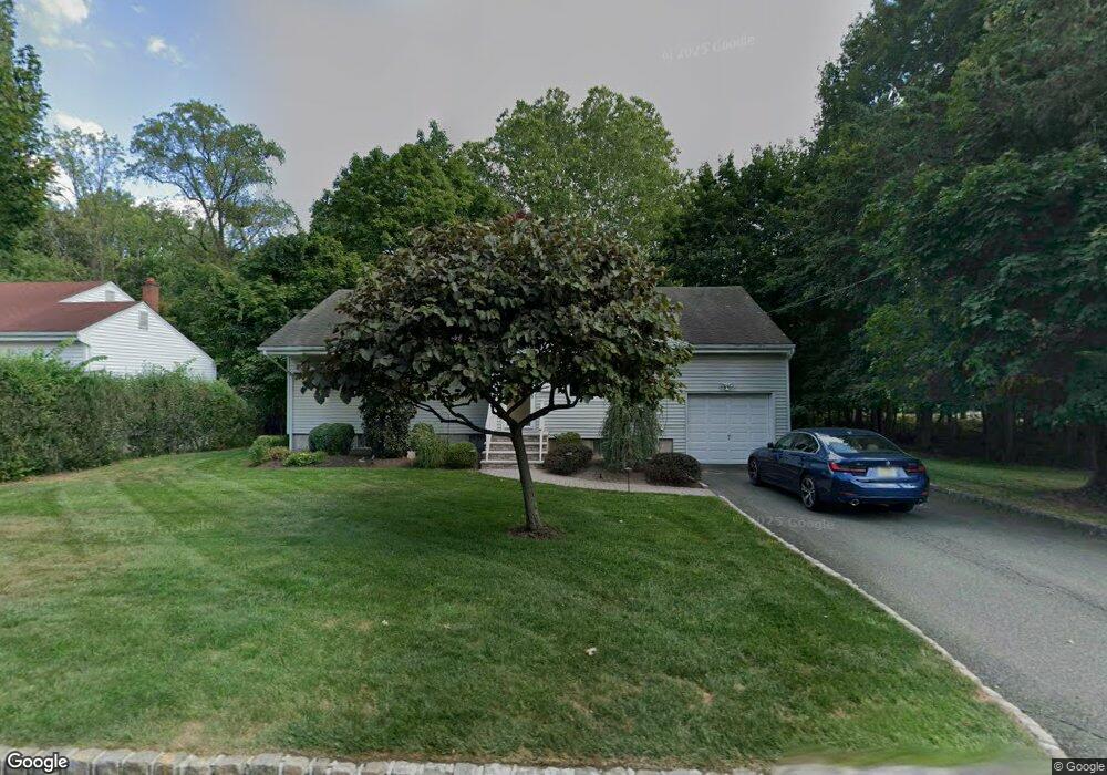 42 Fellswood Dr, Livingston, NJ 07039 - photo 1