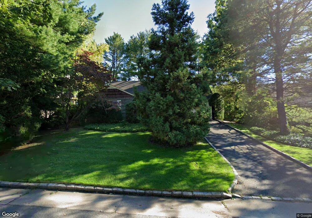 42 Chase Rd, Manhasset, NY 11030 - photo 1