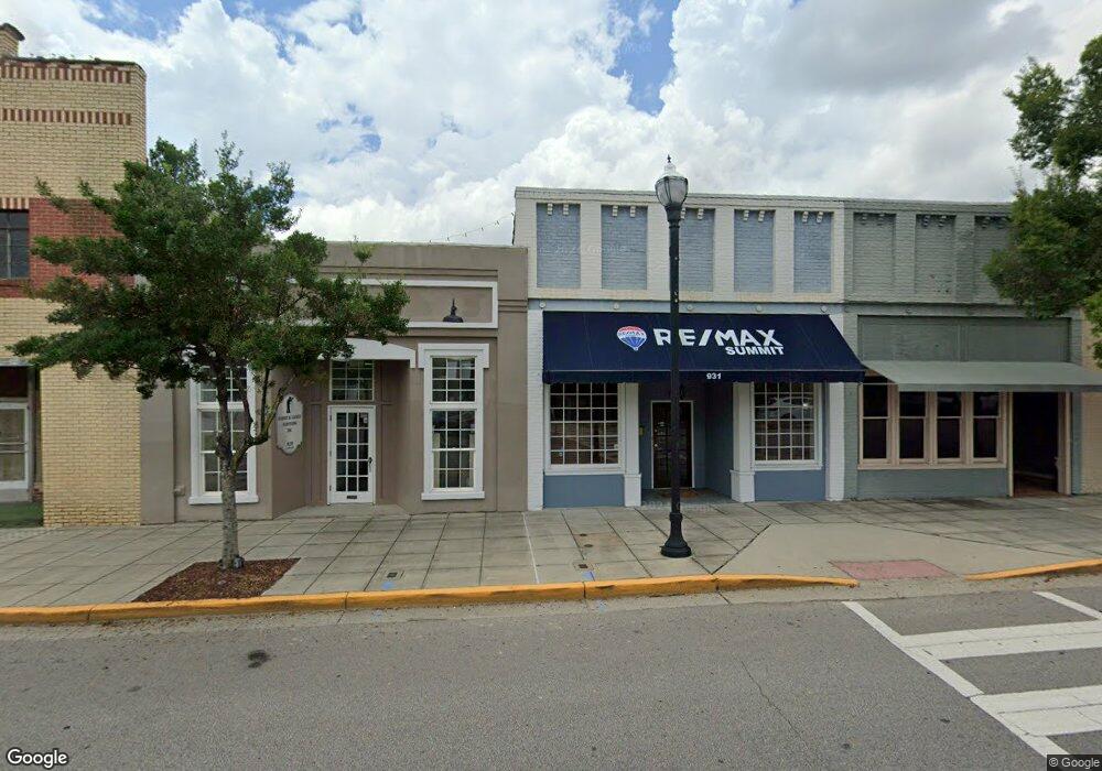 931 Broad St, Camden, SC 29020 - photo 1