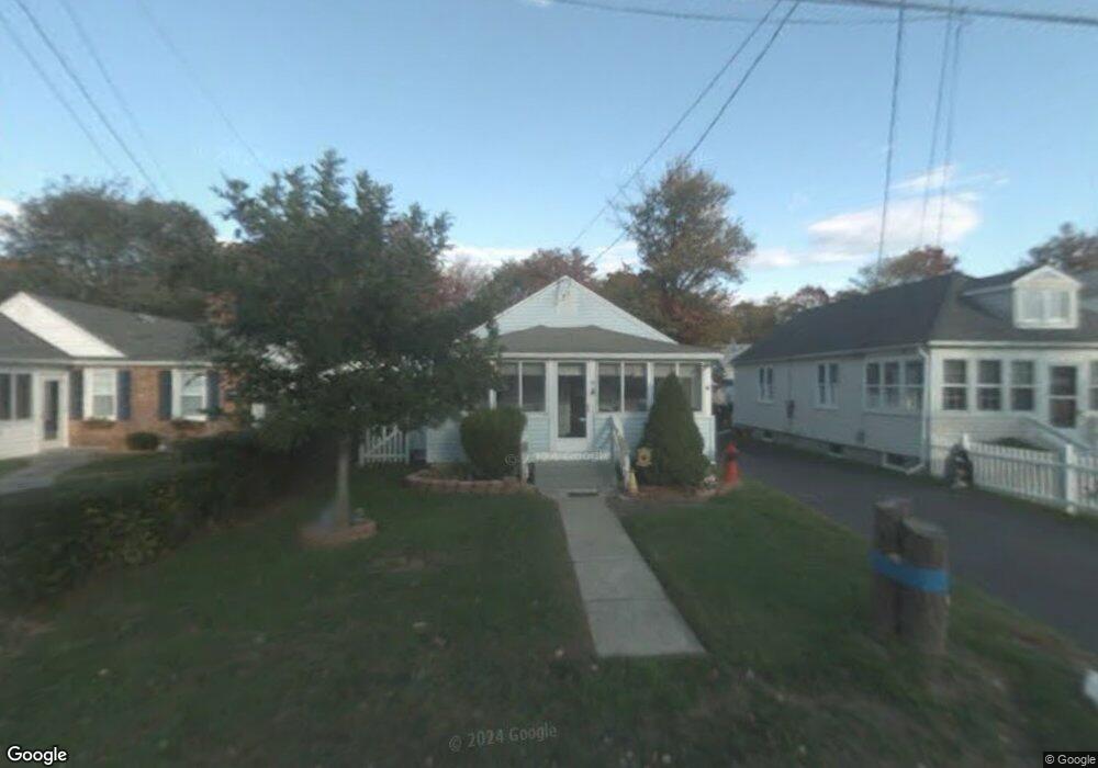 11 Gorton Ave, Old Lyme, CT 06371 - photo 1