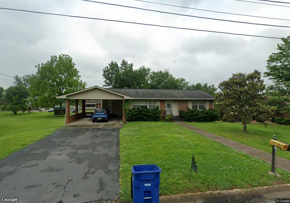 1102 Dow Dr, Shelbyville, TN 37160 - photo 1