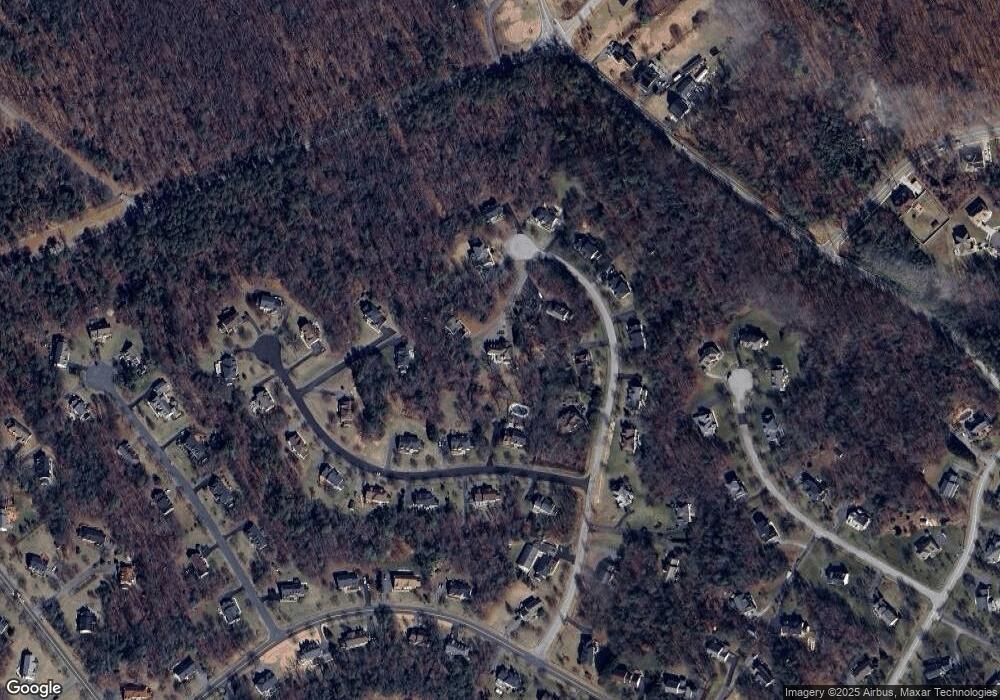 8105 Felbrigg Hall Rd, Glenn Dale, MD 20769 - photo 1