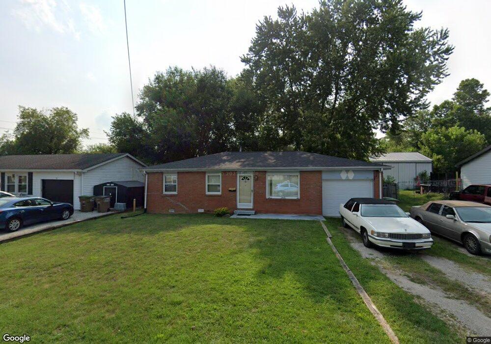 210 S Hinman St, Columbus, IN 47201 - photo 1