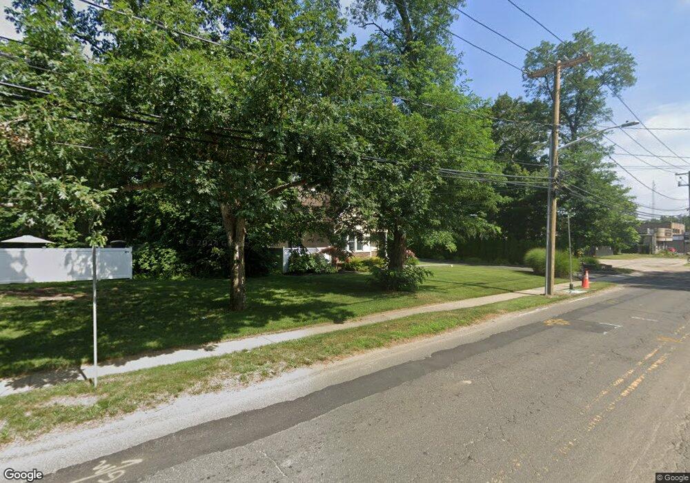 1039 Waverly Ave, Holtsville, NY 11742 - photo 1