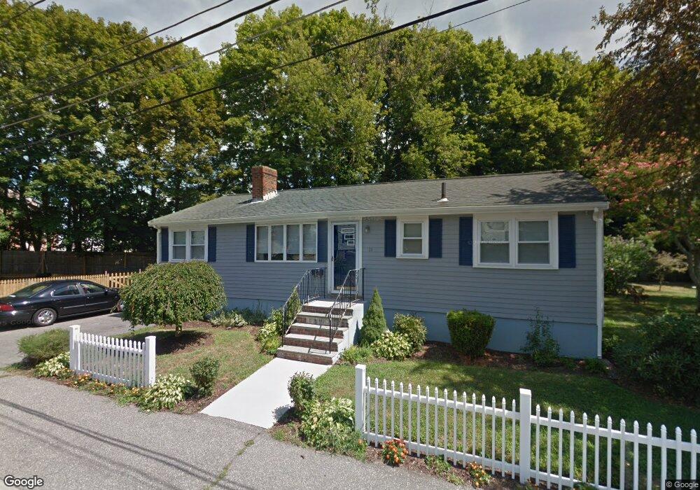 14 Valley St, Wakefield, MA 01880 - photo 1