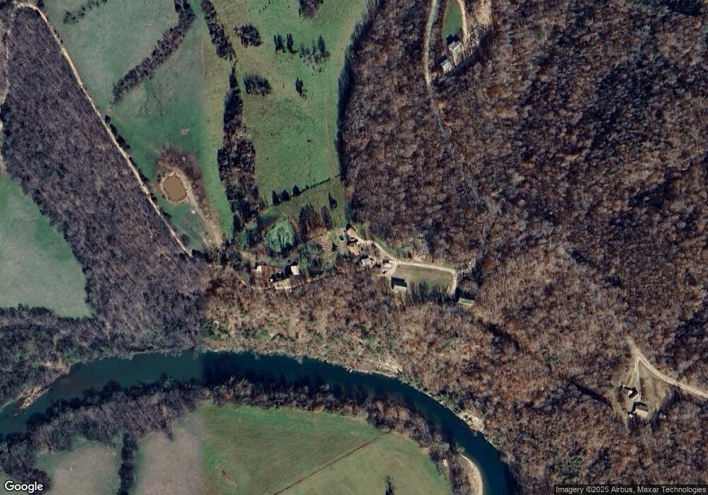 3145 Armstrong Rd, Linden, TN 37096 - photo 1