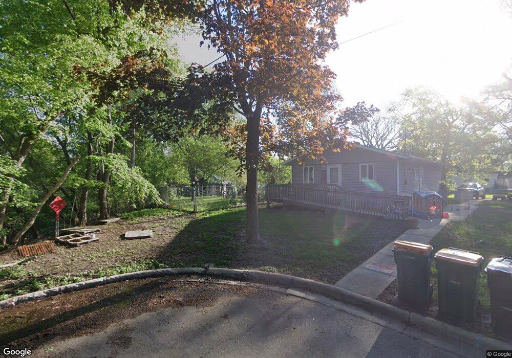 726 Saint Peter Ave, Albert Lea, MN 56007 - photo 1