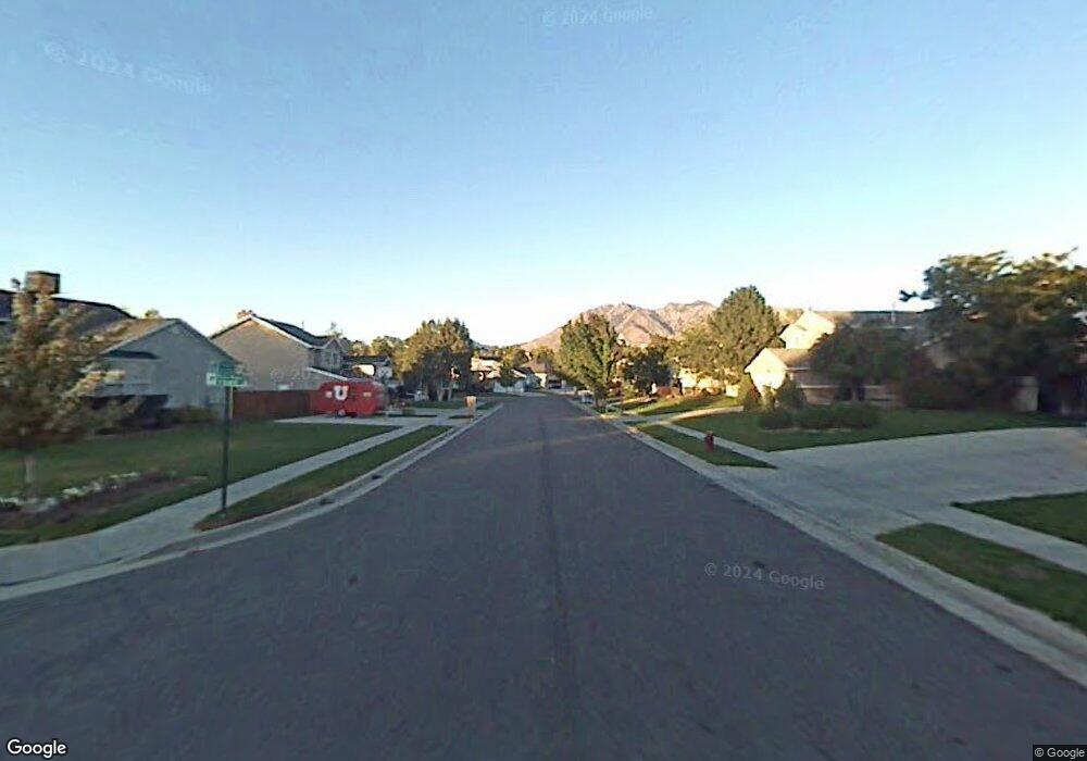 1067 E Broken Ridge Dr, Sandy, UT 84094 - photo 1