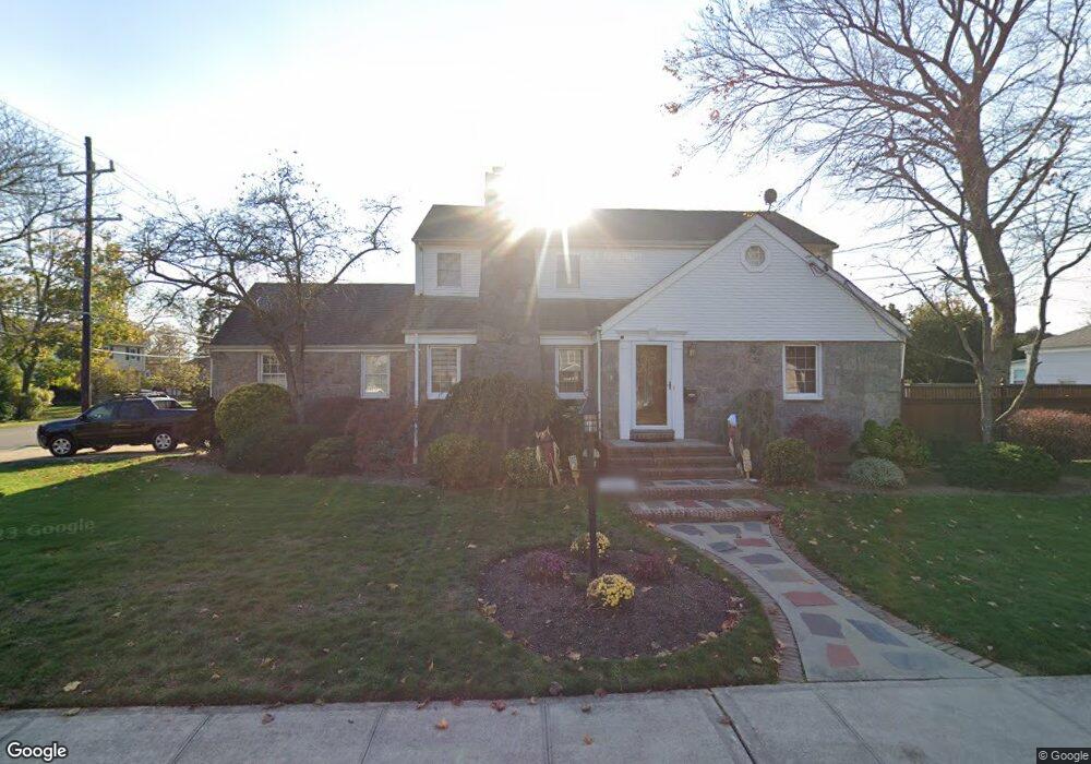 3306 Frederick St, Oceanside, NY 11572 - photo 1