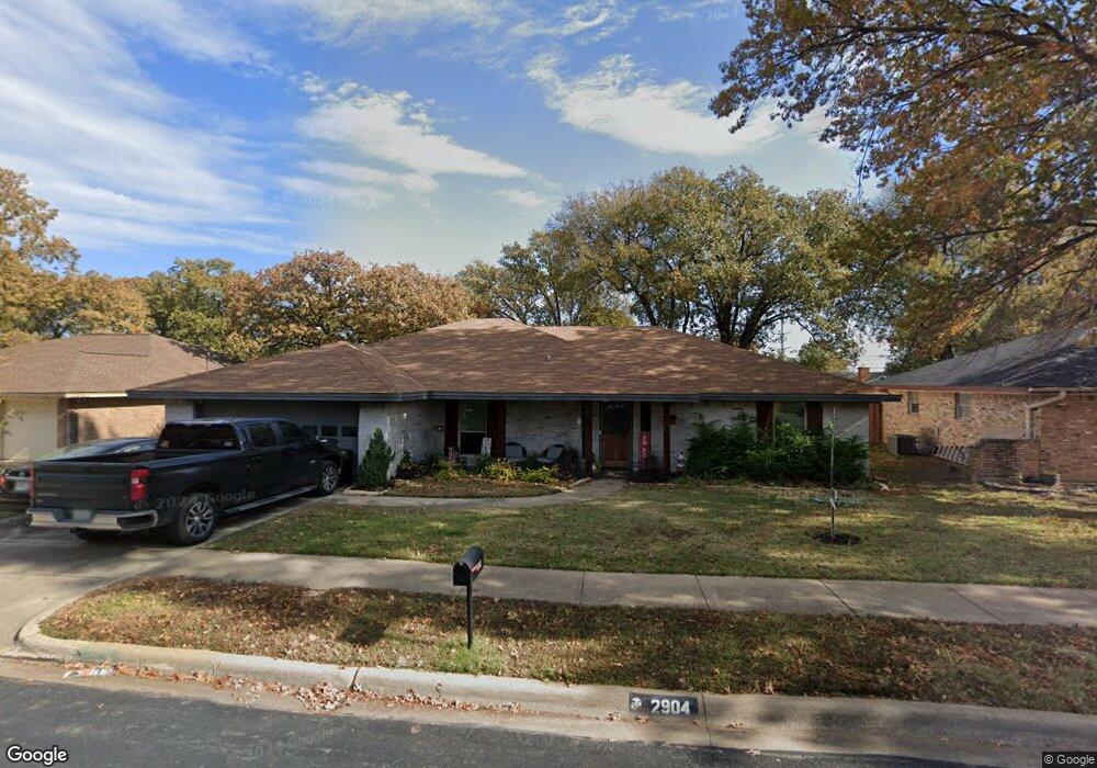 2904 Ridgewood Dr, Hurst, TX 76054 - photo 1