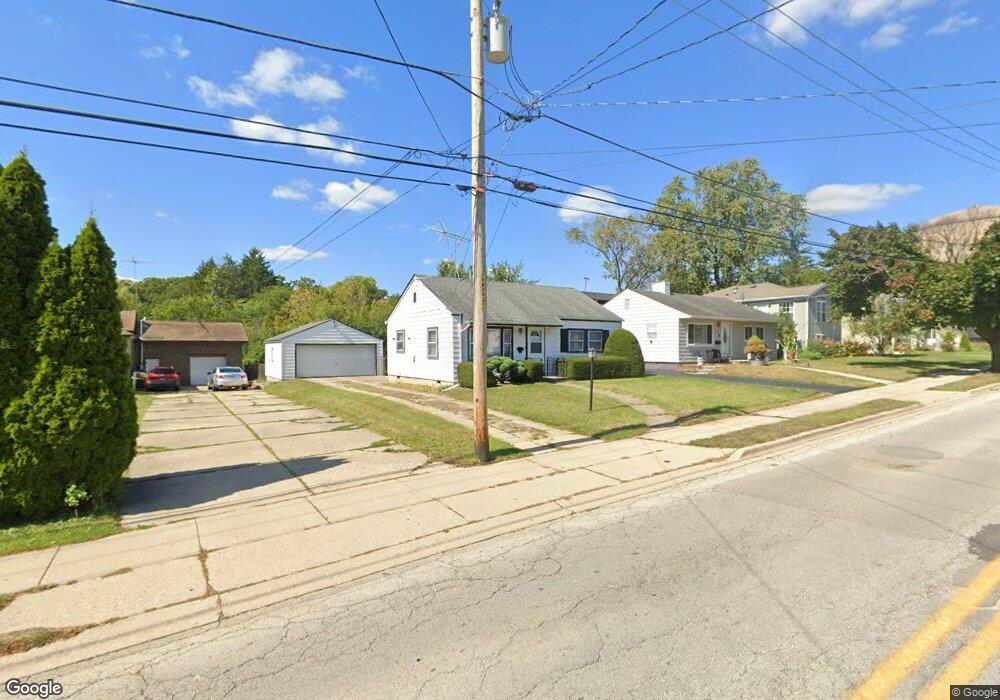 134 Keller Ave, Waukegan, IL 60085 - photo 1