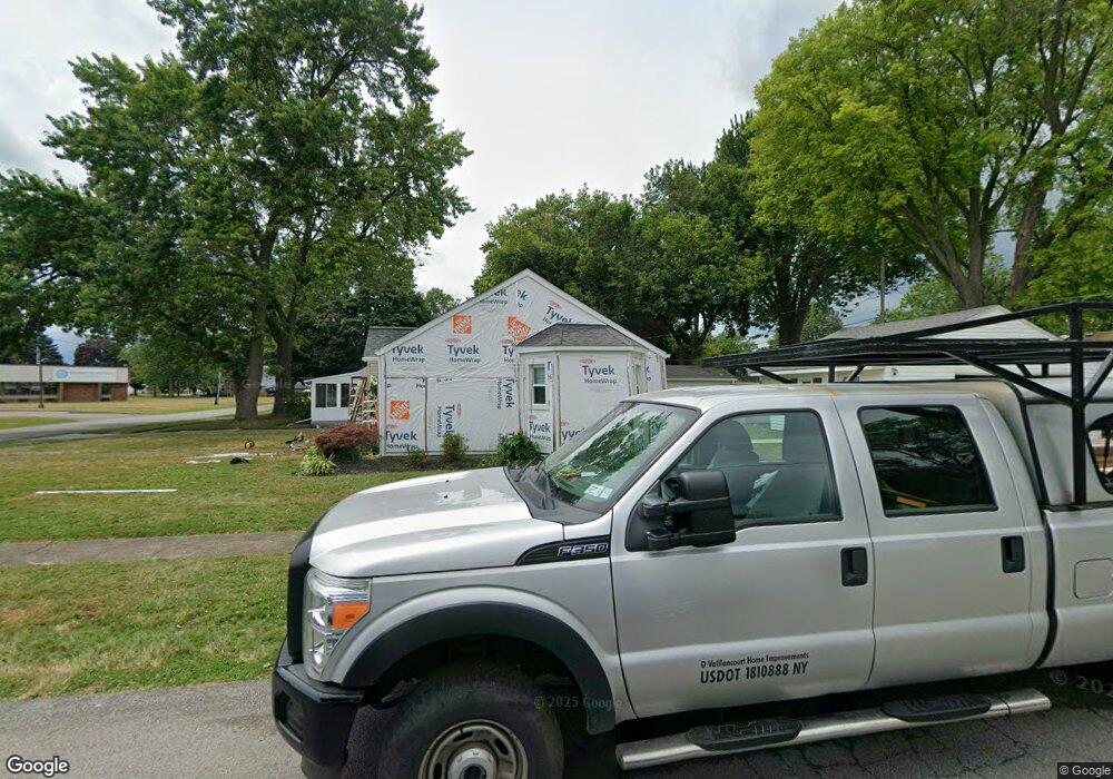 210 Humphrey St, North Tonawanda, NY 14120 - photo 1