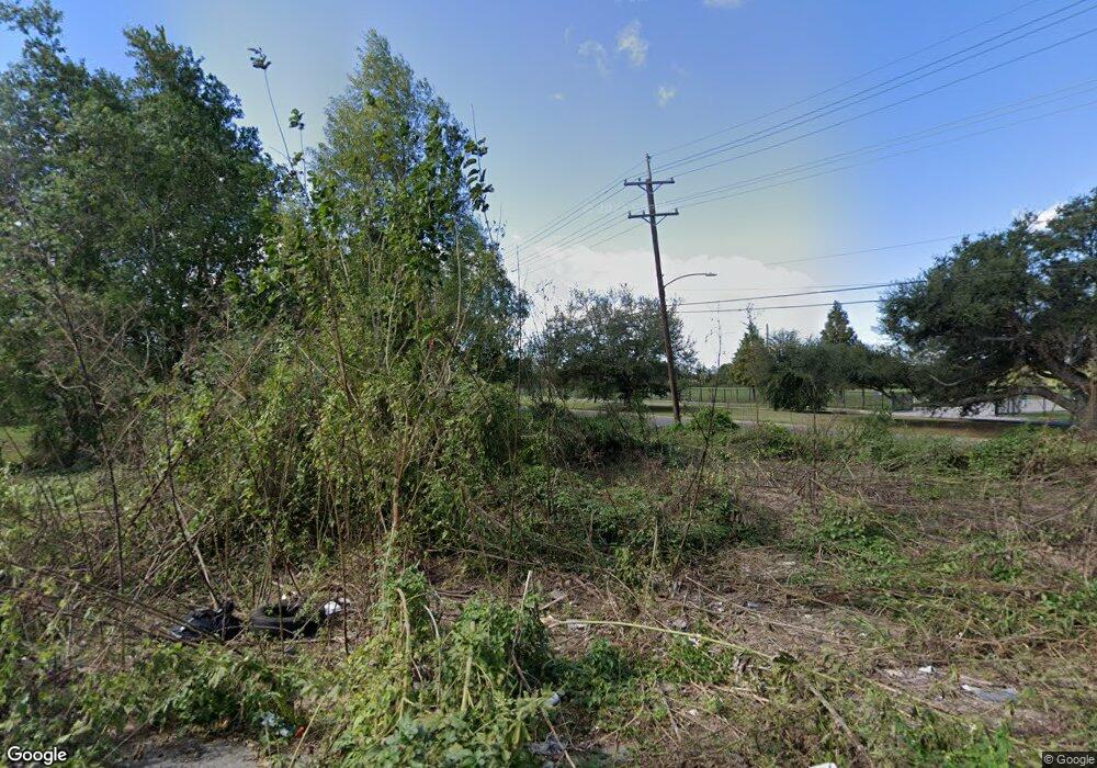 4542 Feliciana St, New Orleans, LA 70126 - photo 1