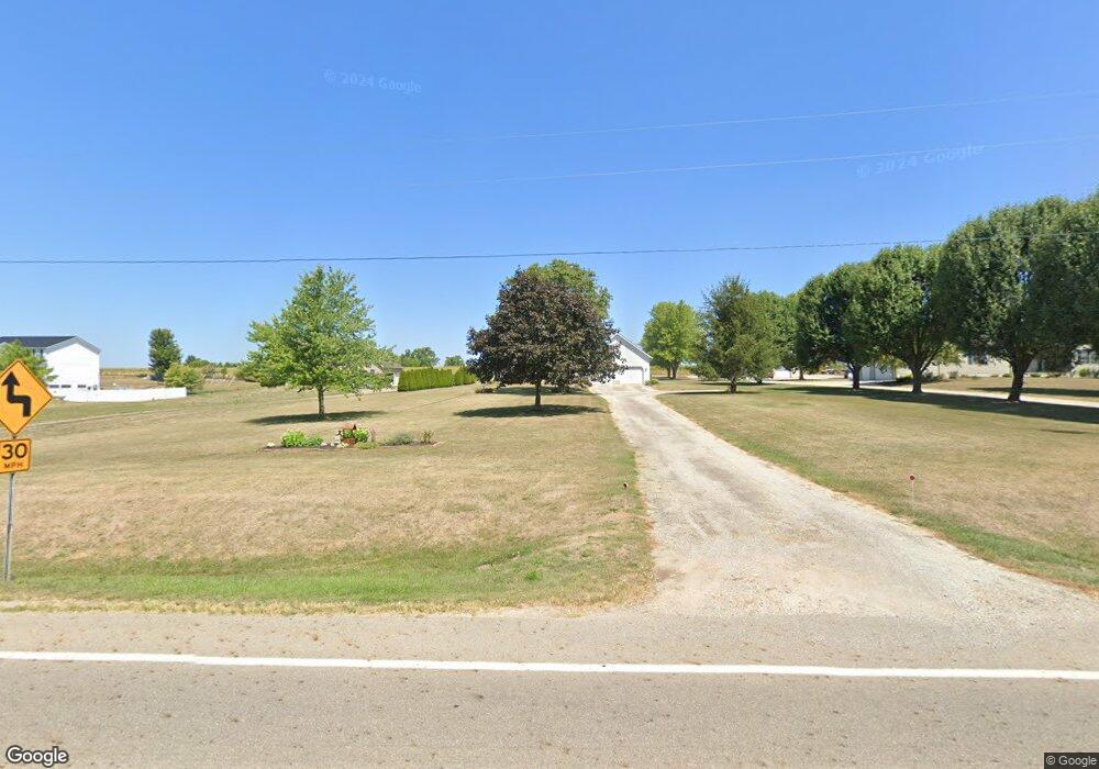 6828 Tarlton Rd, Circleville, OH 43113 - photo 1