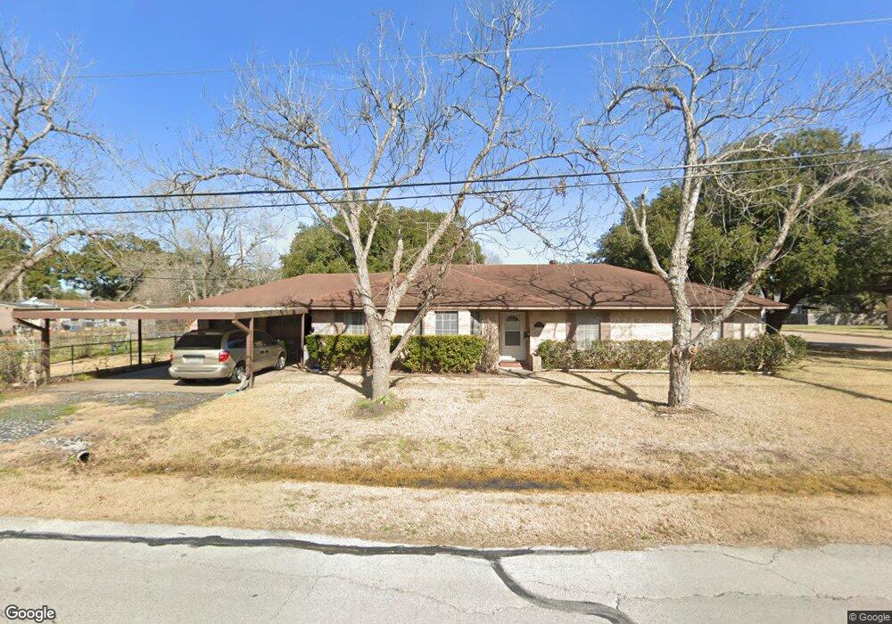 1215 Avenue M, Rosenberg, TX 77471 - photo 1