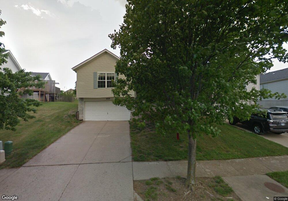 8826 Allman Rd, Lenexa, KS 66219 - photo 1