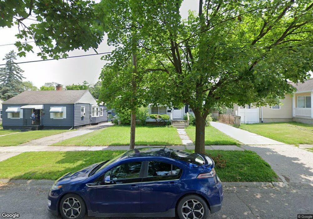 945 Hubbard Ave, Flint, MI 48503 - photo 1