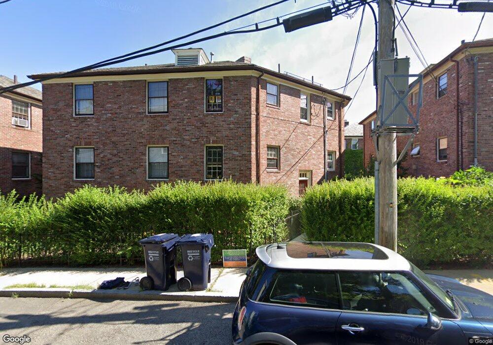 5 Garden Ct unit 4, Cambridge, MA 02138 - photo 1