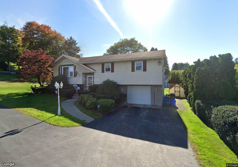 7 Lolli Ln, Dupont, PA 18641 - photo 1