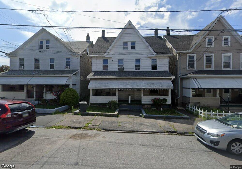 646 N Locust St, Hazleton, PA 18201 - photo 1