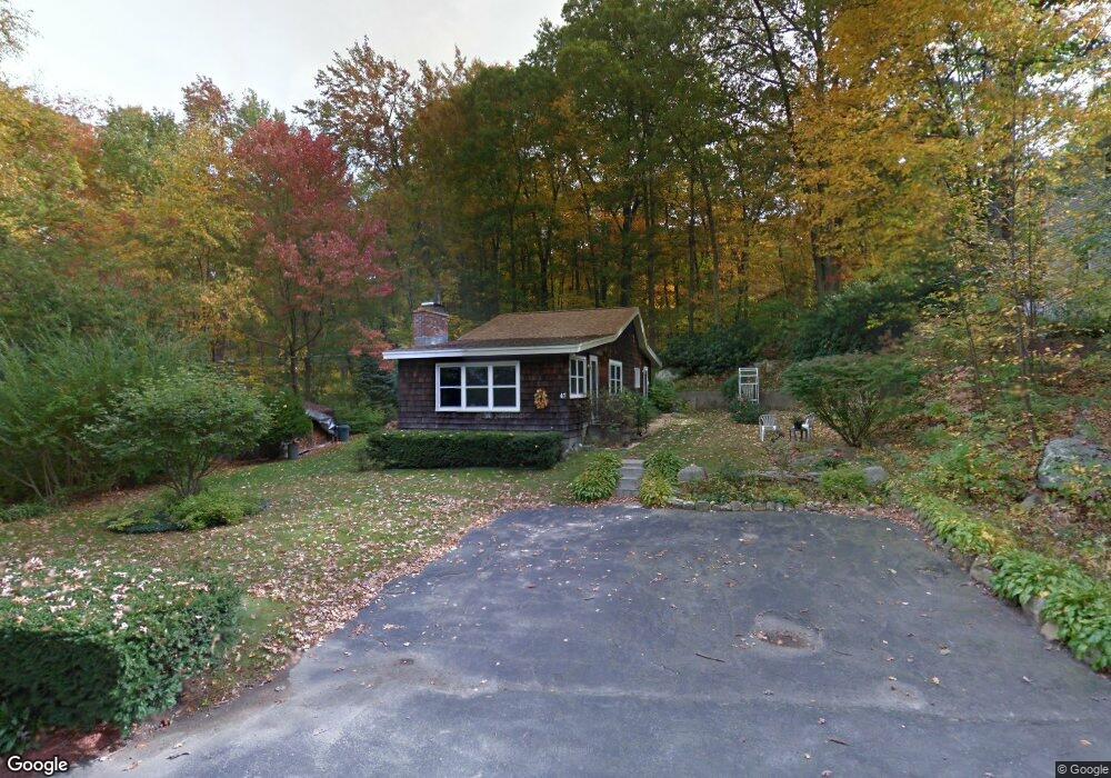 47 Lakeshore Dr, Hopkinton, MA 01748 - photo 1