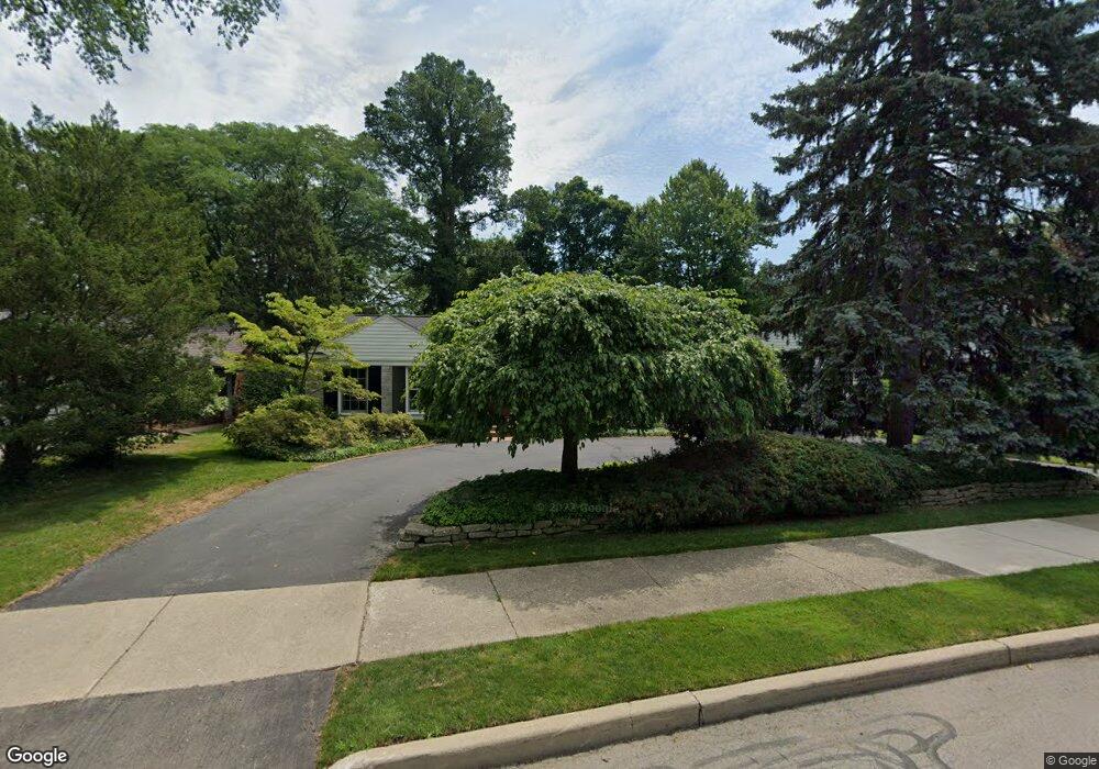 256 Grosse Pointe Blvd, Grosse Pointe Farms, MI 48236 - photo 1