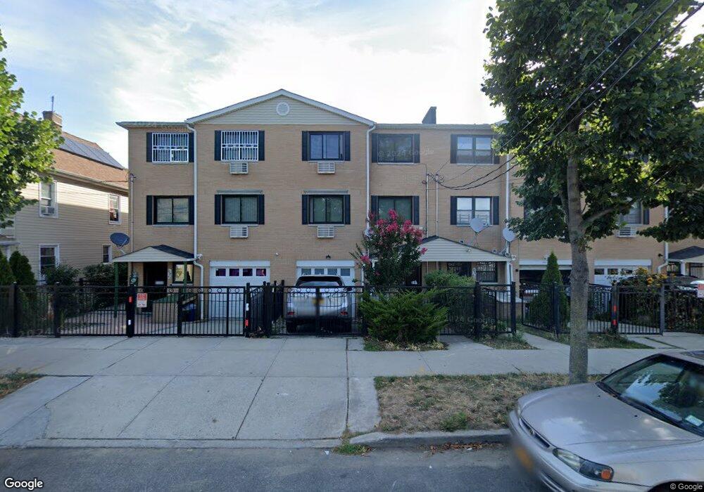 10845 157th St, Jamaica, NY 11433 - photo 1