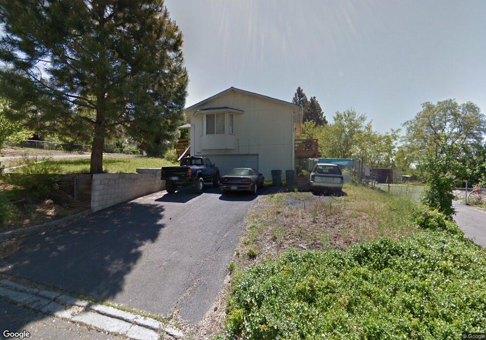 1941 Harriman Ave, Klamath Falls, OR 97601 - photo 1