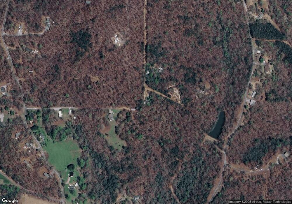 377 Oglethorpe Ln, Cleveland, GA 30528 - photo 1