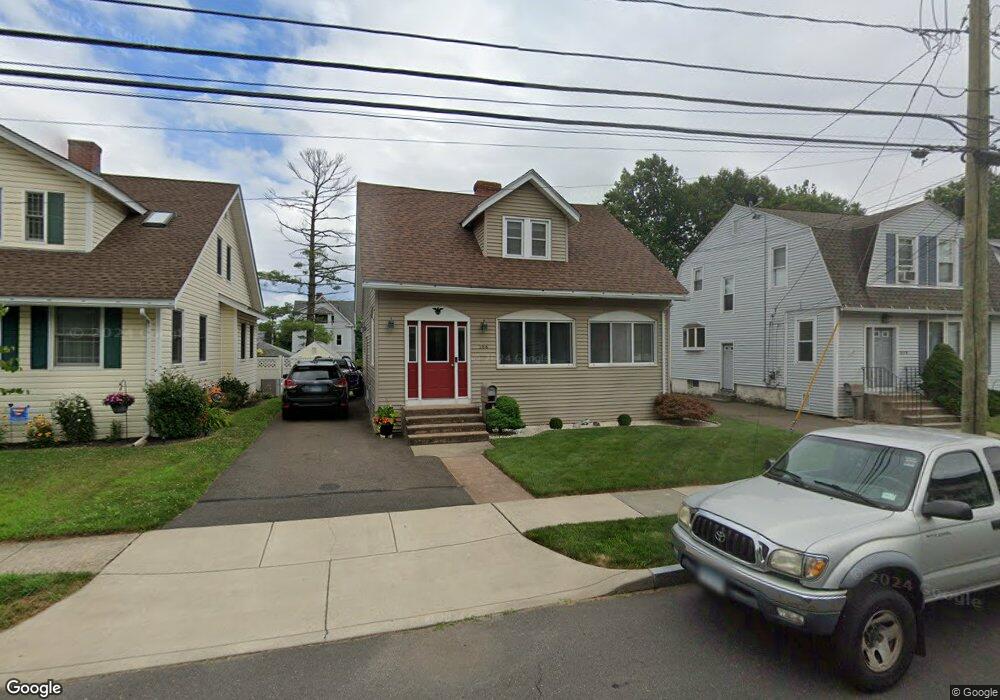 266 Whiting Ln, West Hartford, CT 06119 - photo 1