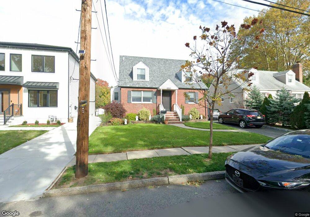 310 W Passaic Ave, Rutherford, NJ 07070 - photo 1