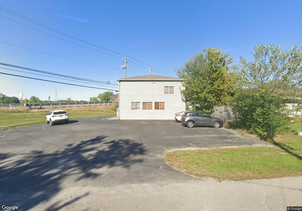 1041 Shawnee Rd, Lima, OH 45805 - photo 1