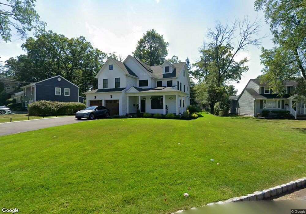 15 MacOpin Ct, Livingston, NJ 07039 - photo 1
