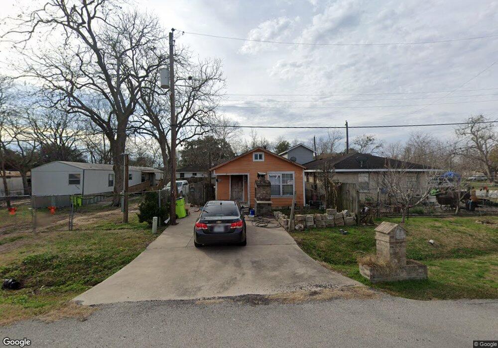 2104 Avenue C, Rosenberg, TX 77471 - photo 1