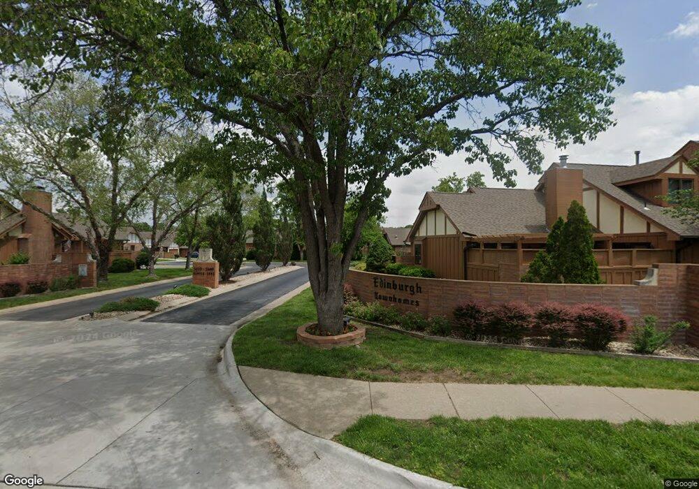 5816 SW Hawick Ln, Topeka, KS 66614 - photo 1