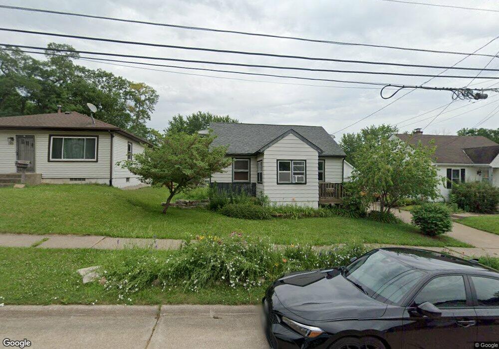 1703 Spring St, Davenport, IA 52803 - photo 1