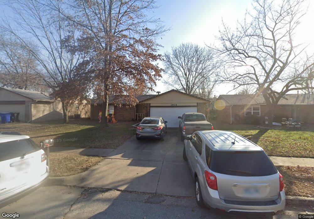 1909 W Gary St, Broken Arrow, OK 74012 - photo 1