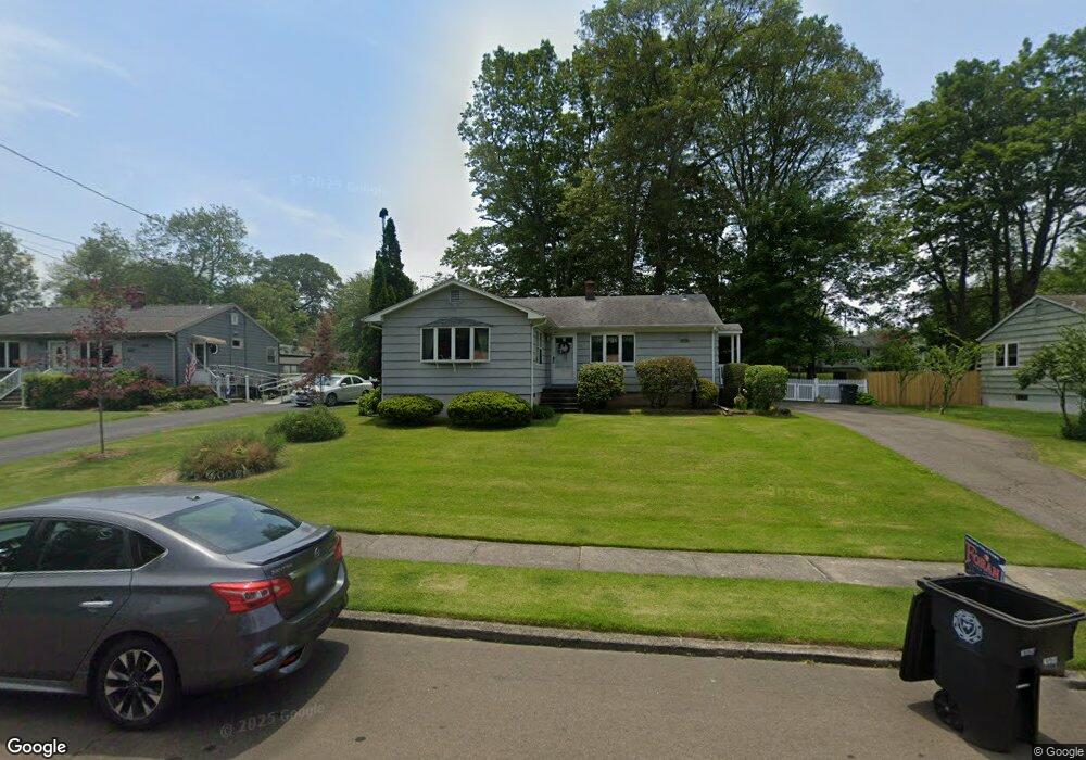 105 Bird Ln, Milford, CT 06460 - photo 1
