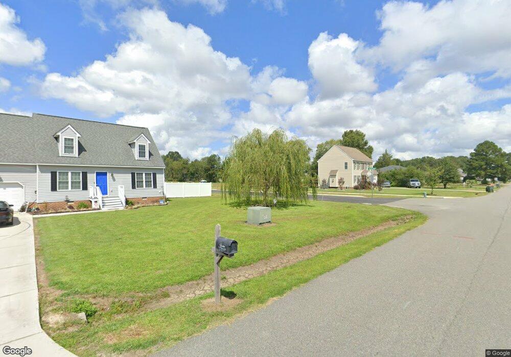 302 Pointers Dr, West Point, VA 23181 - photo 1