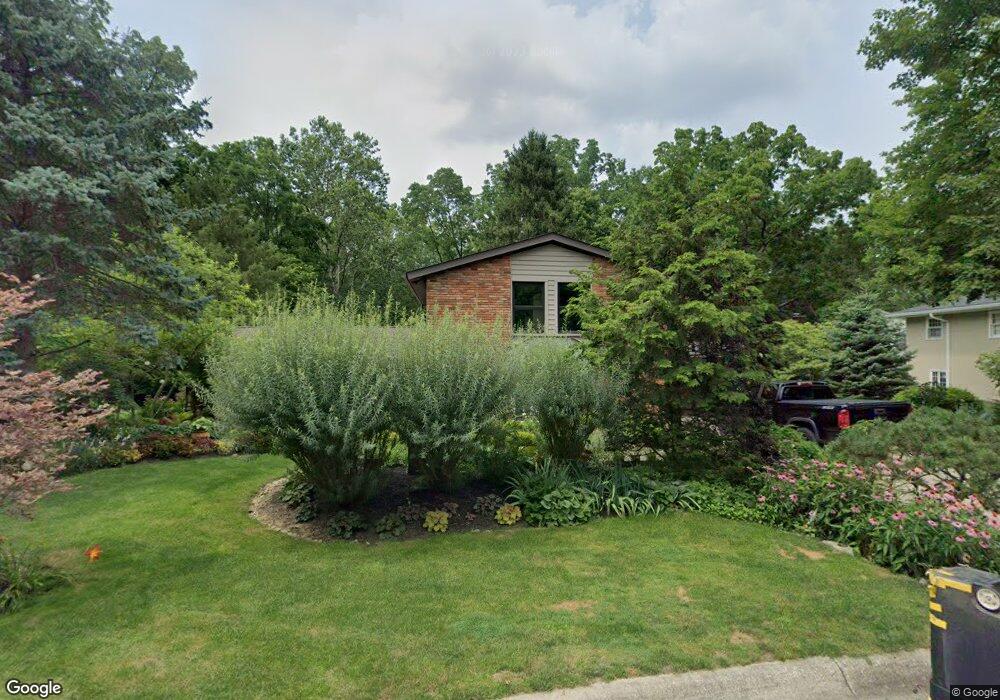 6045 Winstead Rd, Columbus, OH 43235 - photo 1