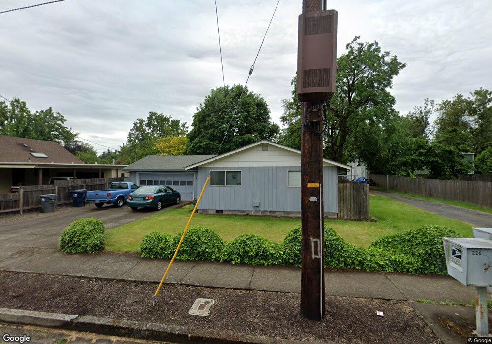 1618 Linnea Ave, Eugene, OR 97401 - photo 1