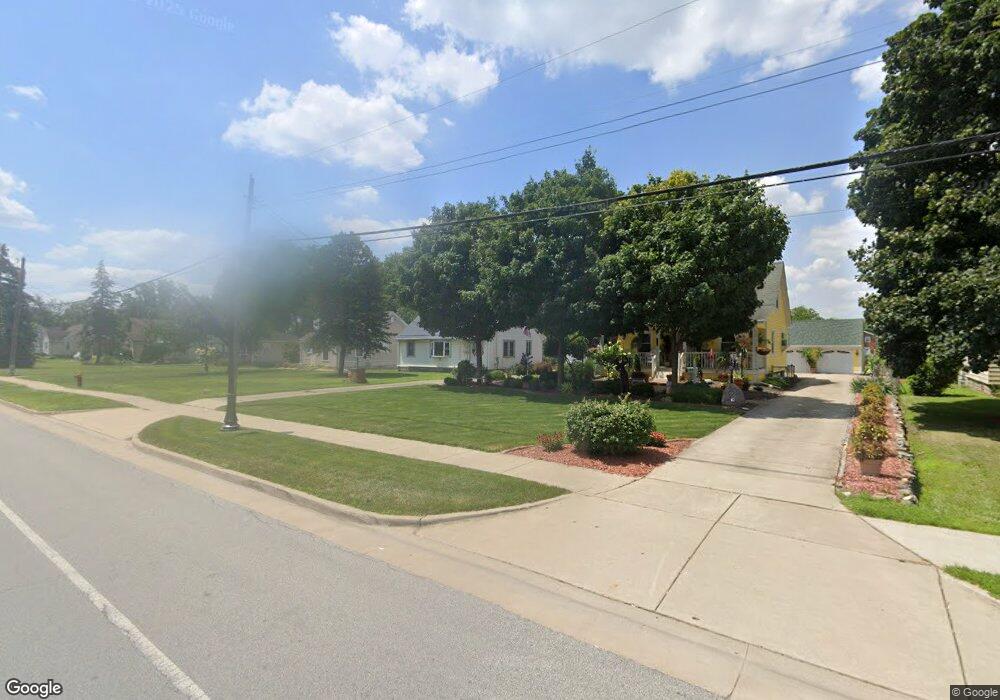 800 N Broad St, Griffith, IN 46319 - photo 1