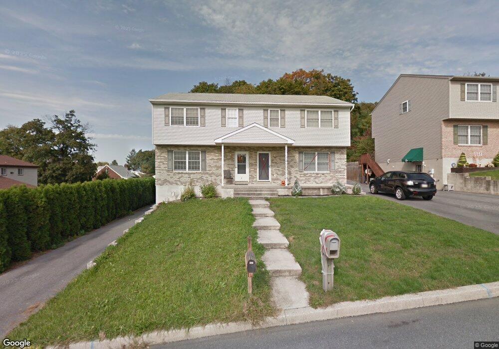 2 Quinter Ln, Temple, PA 19560 - photo 1