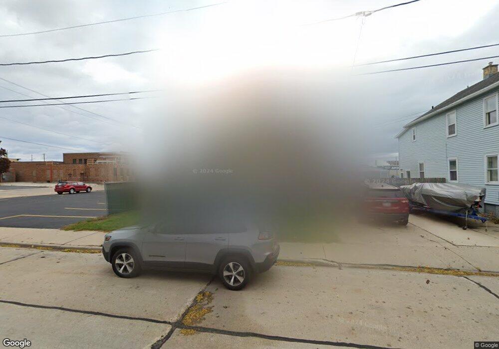 1605 17th St, Two Rivers, WI 54241 - photo 1